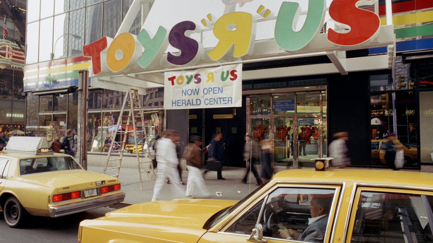 1990 toys r us catalog top
